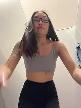 trytomakememoam webcam