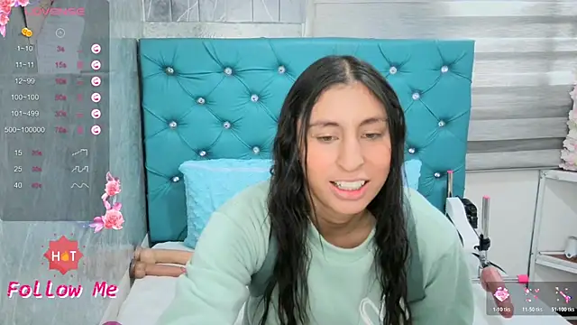 MAARYMOON webcam
