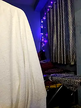 Desi_Maya69 webcam