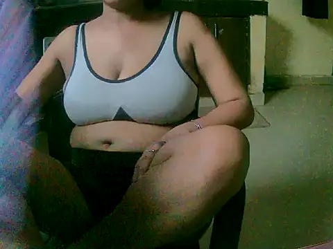 Ruhi_Hotty webcam