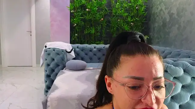 Theowonder live cam on StripChat