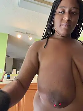 GirthGoddessCoco webcam
