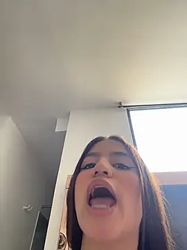 ViankaRose webcam