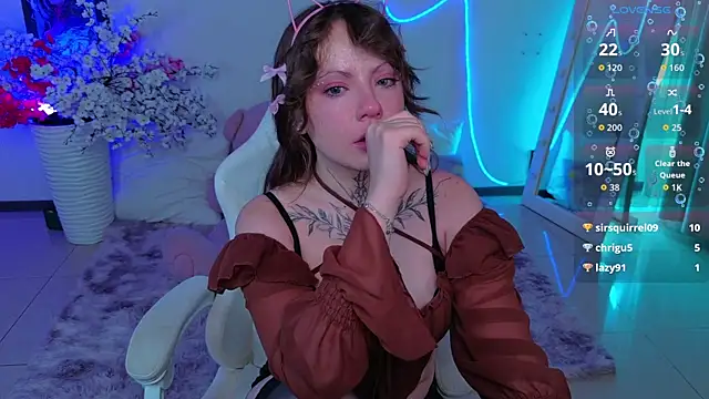 EricaMoonn webcam