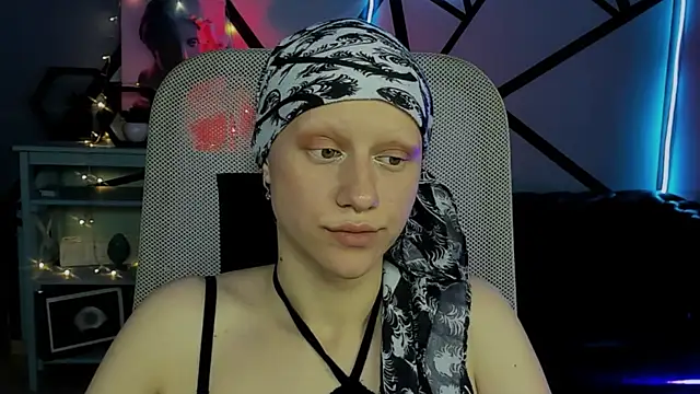 lidadarknet (F teen) - show my new stockings) show feet