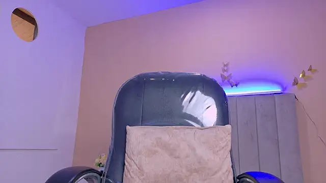 Nascary_Fox webcam