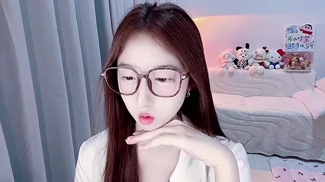 lucky-tt (F teen) - 试图引起你的注意