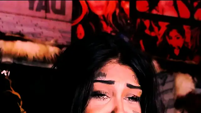 indian_dreamgirl webcam