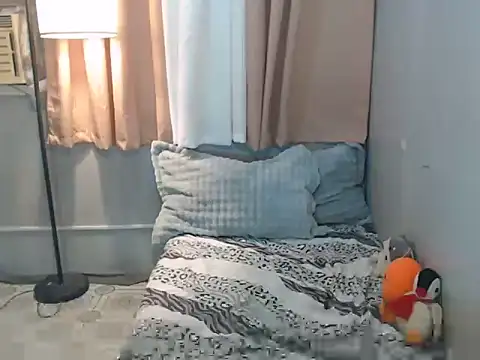 TSbrianaHugeCock webcam