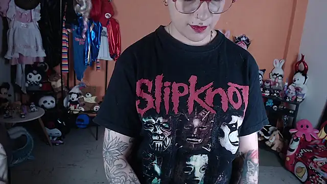 MissMiia2 webcam