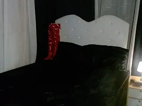 AshantTsiBigCock webcam