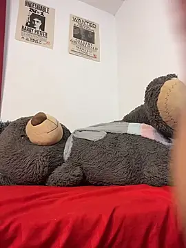 downsonMia webcam