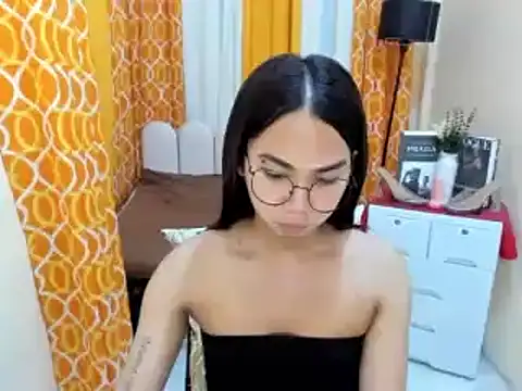TsAlexa_Blaire webcam