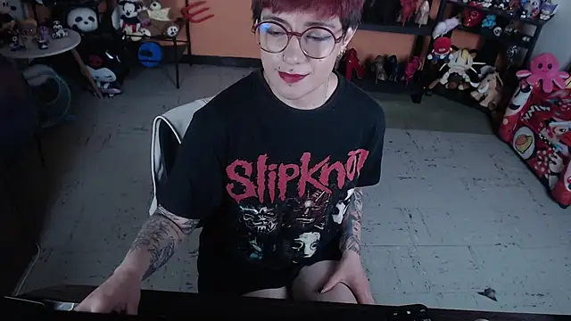 MissMiia2 webcam