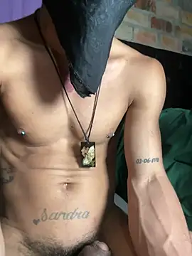 CRAZY-BOY99 webcam