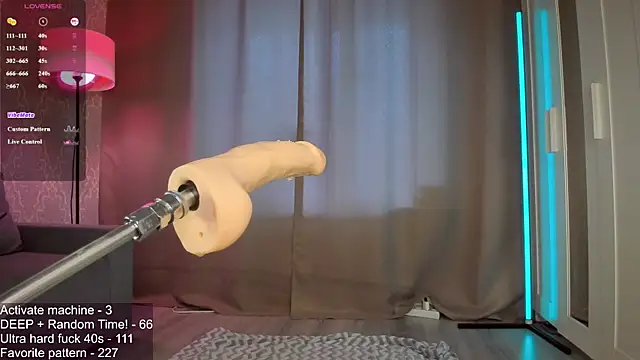 Juicy_Vikki webcam