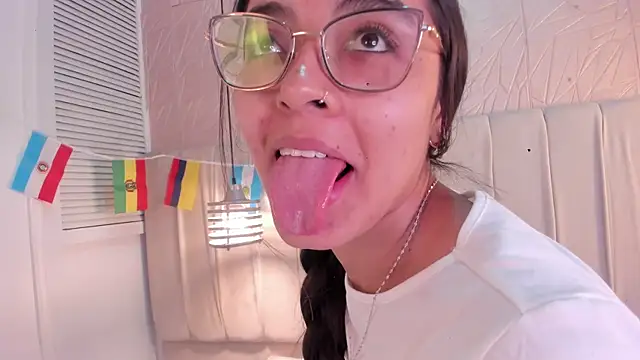 alizza_ live cam on StripChat