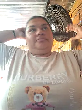 Juli_Powl webcam