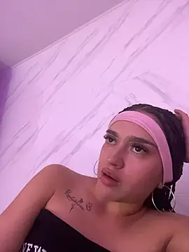 lia_ec live cam on StripChat