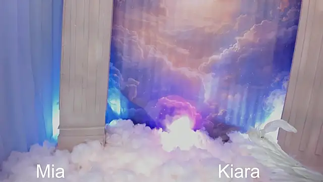 Kiara_Curls webcam