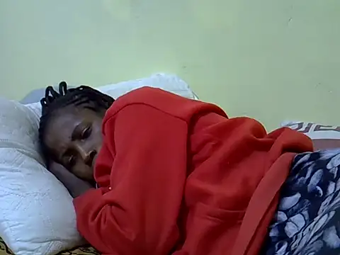 lilmomaa webcam