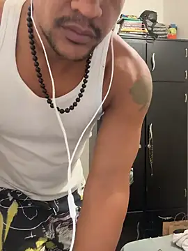 bigdick211292 webcam