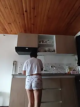 _Dr-Luna_1 live cam on StripChat