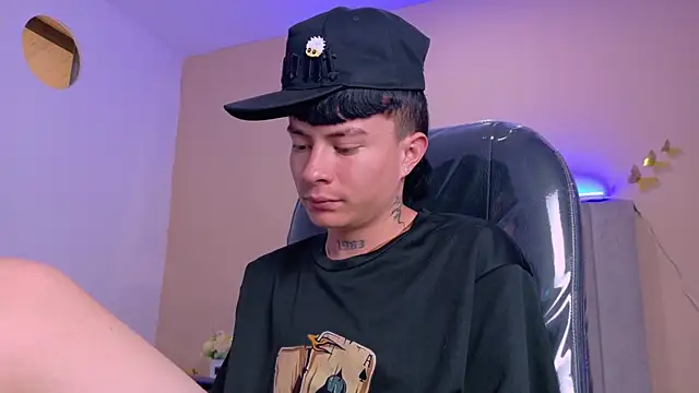 Nascary_Fox webcam