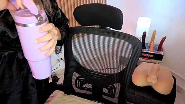 MarianL0ve webcam
