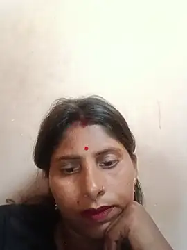 Maya_mohni webcam