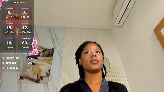 Afro_Luna webcam