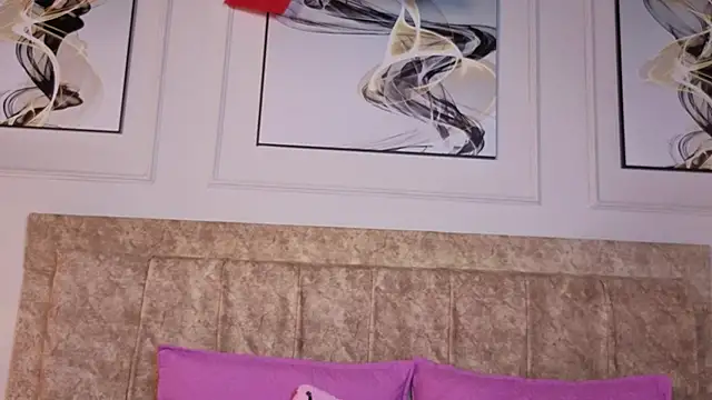zoe_moon__ webcam