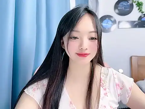 Winnie666999 webcam