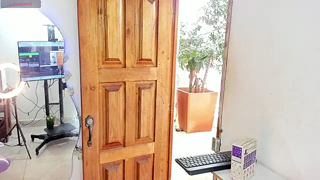 sofia_gold_ webcam