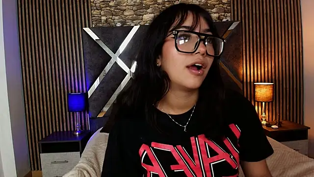 Amy_channel webcam