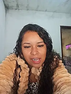 niiinfetinha live sex cam