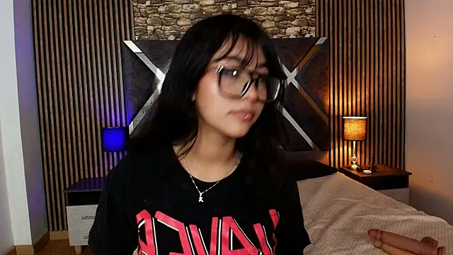 Amy_channel webcam