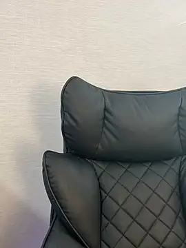 KimEvanss webcam