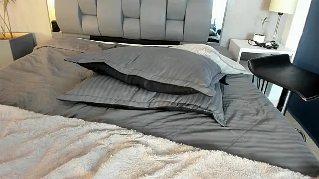 Charlie___Musk webcam