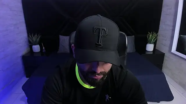 jhon_bear03 webcam