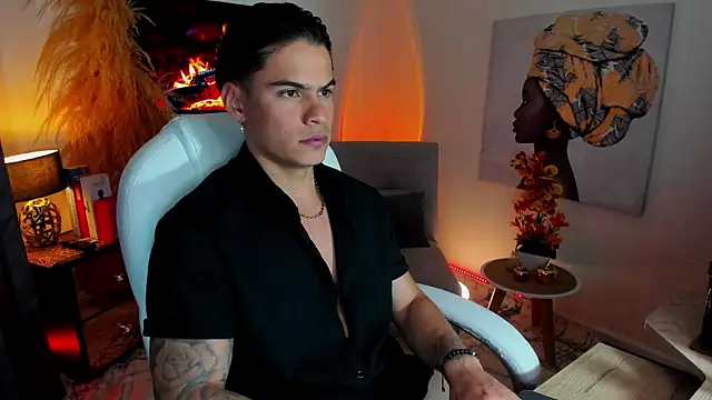 Matias_Murrier live cam on StripChat