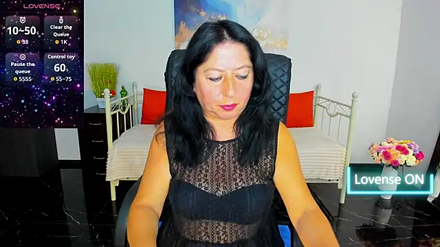 Julia_Dean webcam