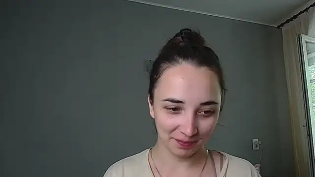 Eva_Gloryy live cam on StripChat