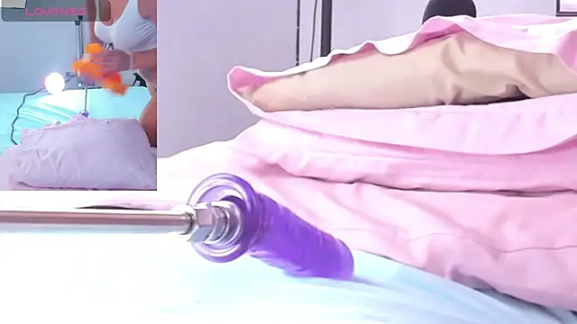 Karina-Doll webcam