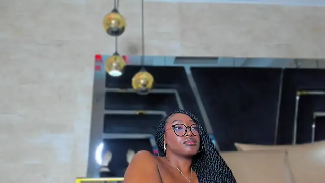 YallianaBrooks webcam