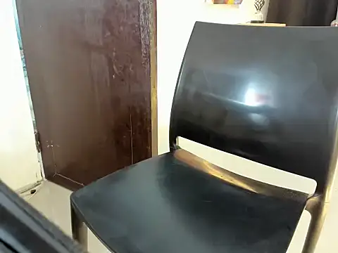 imyourfavoritedoll webcam