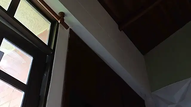 Isabella_Dawn webcam