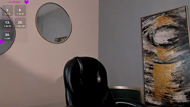 KyomiVelvet webcam