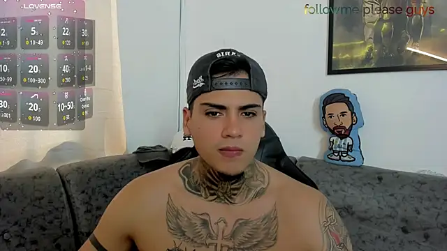 sweetlatinoboy webcam