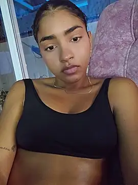 Milu_Luthor webcam
